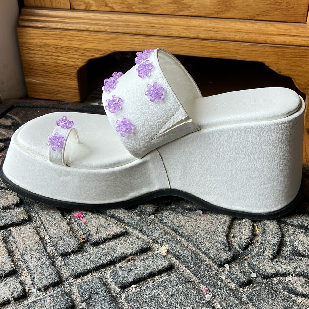 dELiA*s White and Purple Women's Platform Sandals DollsKill 7 - Picture 7 of 10